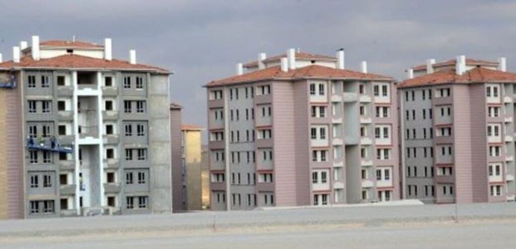 Karaman İli Merkez İlçesi Kırbağa Mahallesi 364 Konut +4KD 1 Adet Ticaret Merkezi ve 1 Adet Cami İnşaatı İle Alt Yapı ve Çevre Düzenleme İşi